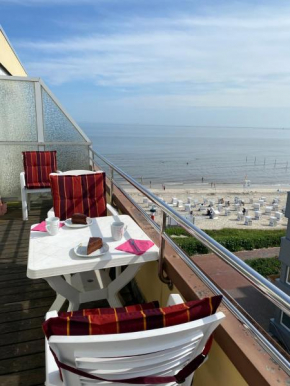 Penthouse mit Meerblick direkt am Strand